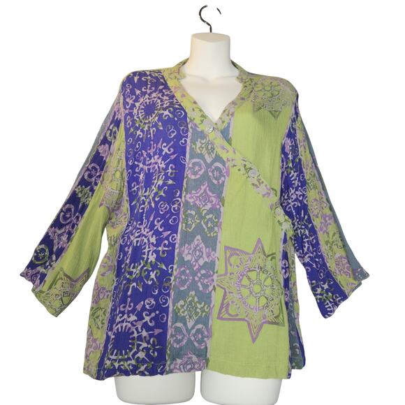 Globe Trotter Womens XL Snap Up Shirt Flowy Pirple Green Artsy Stars Colorful - Picture 1 of 13
